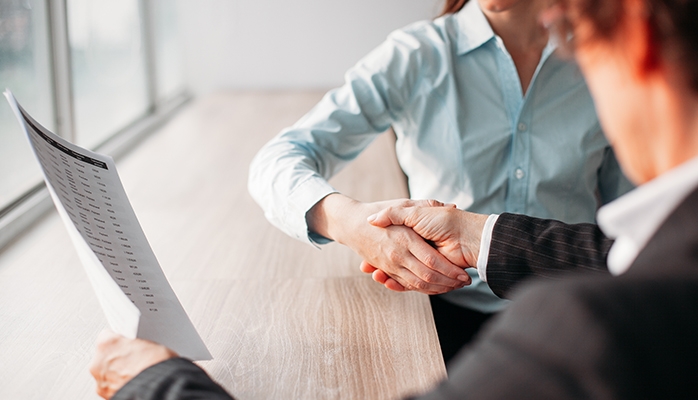 Pas de caducité du contrat de location financière en cas de résiliation préalable pour impayés ! Pas de caducité du contrat de location financière en cas de résiliation préalable pour impayés !